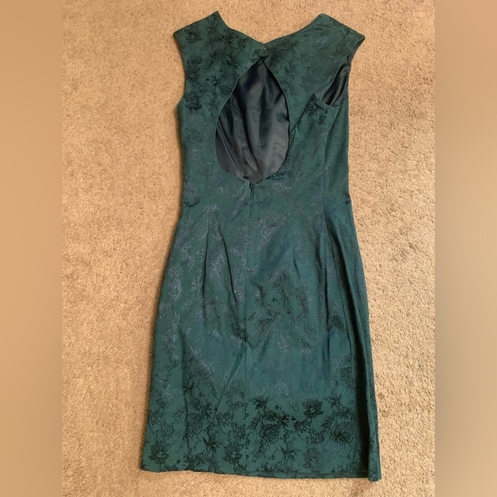 Forever 21 green flower keyhole dress XS